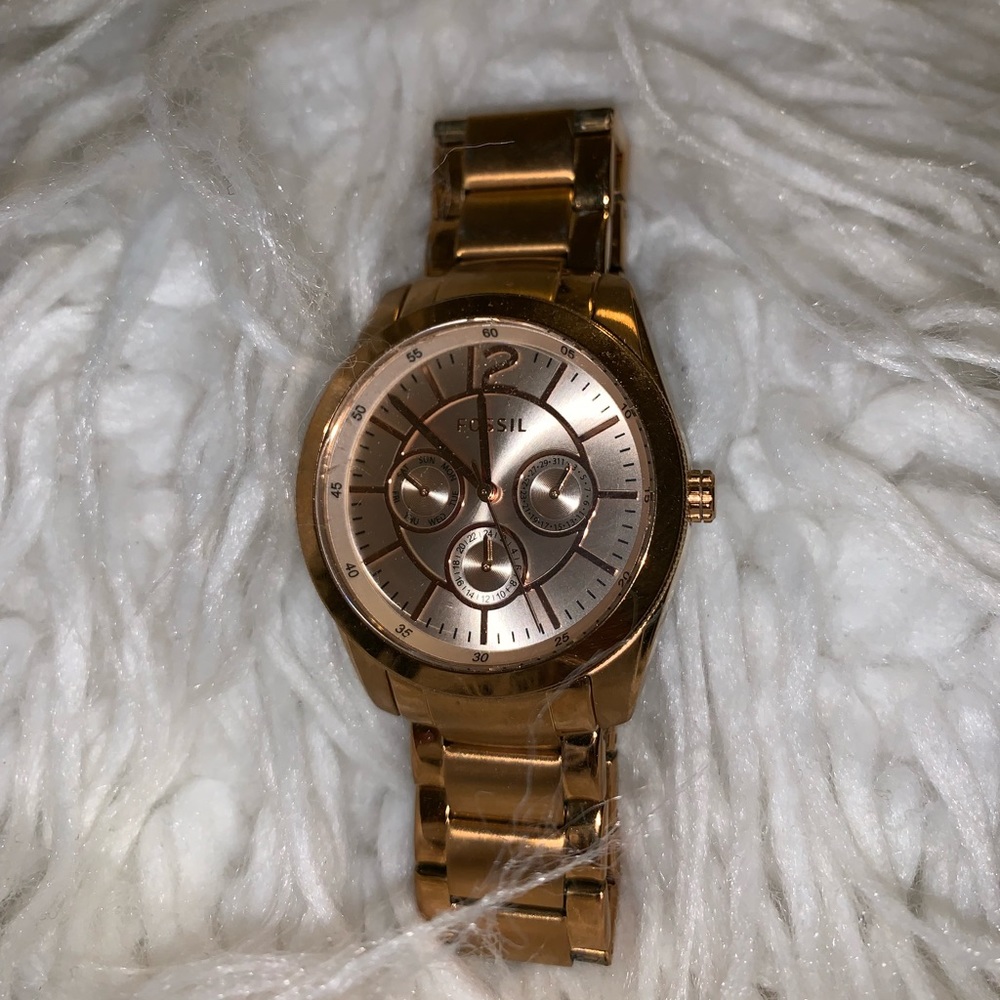 gold FOSSIL watch